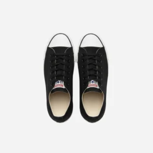 canvas sneaker top
