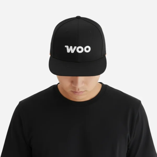 cap woo logo model front