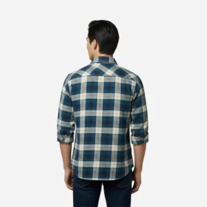flannel blue model back